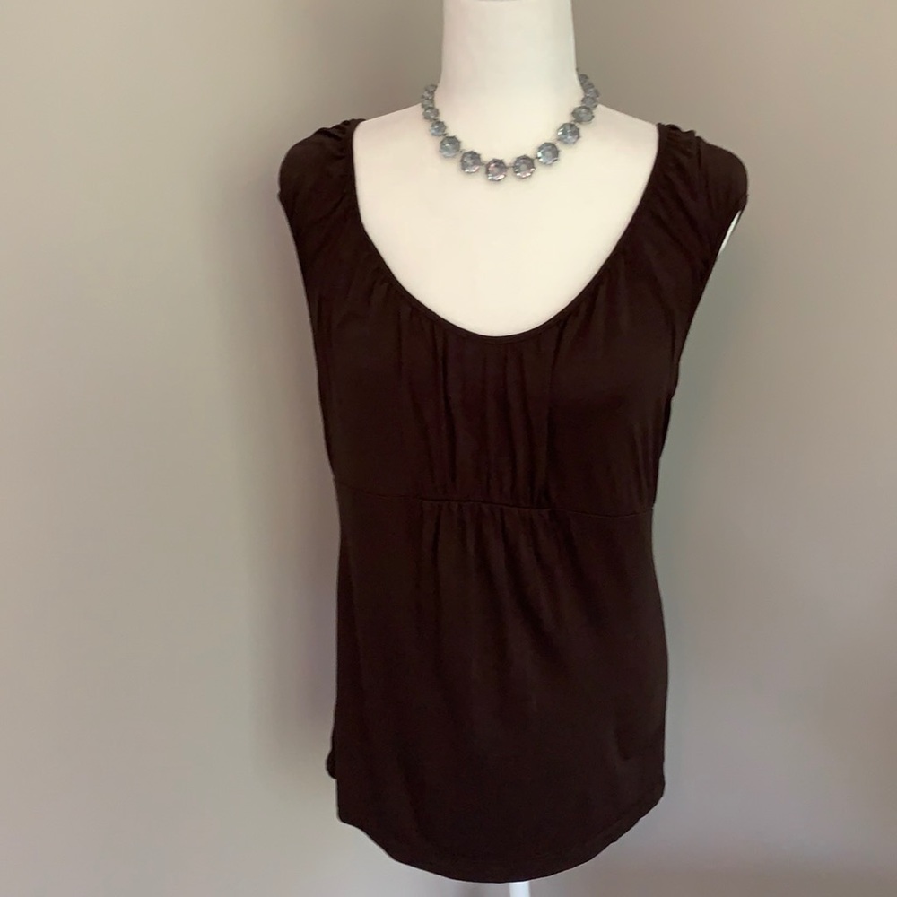 Semantiks brown empire waist cap sleeve ruched top - Picture 2 of 6